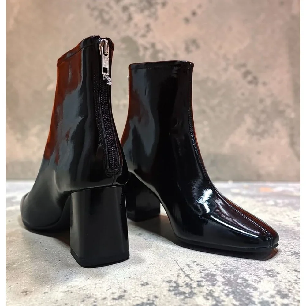 Black Patent Leather Chunky Heel Ankle Boots With Side Zipper Closure